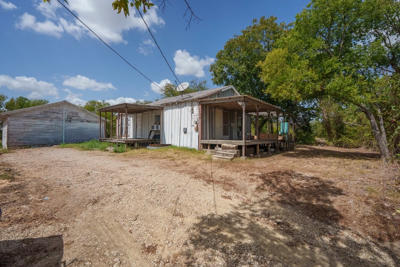 Home at 134 S Lone Star Pkwy, Moody, TX